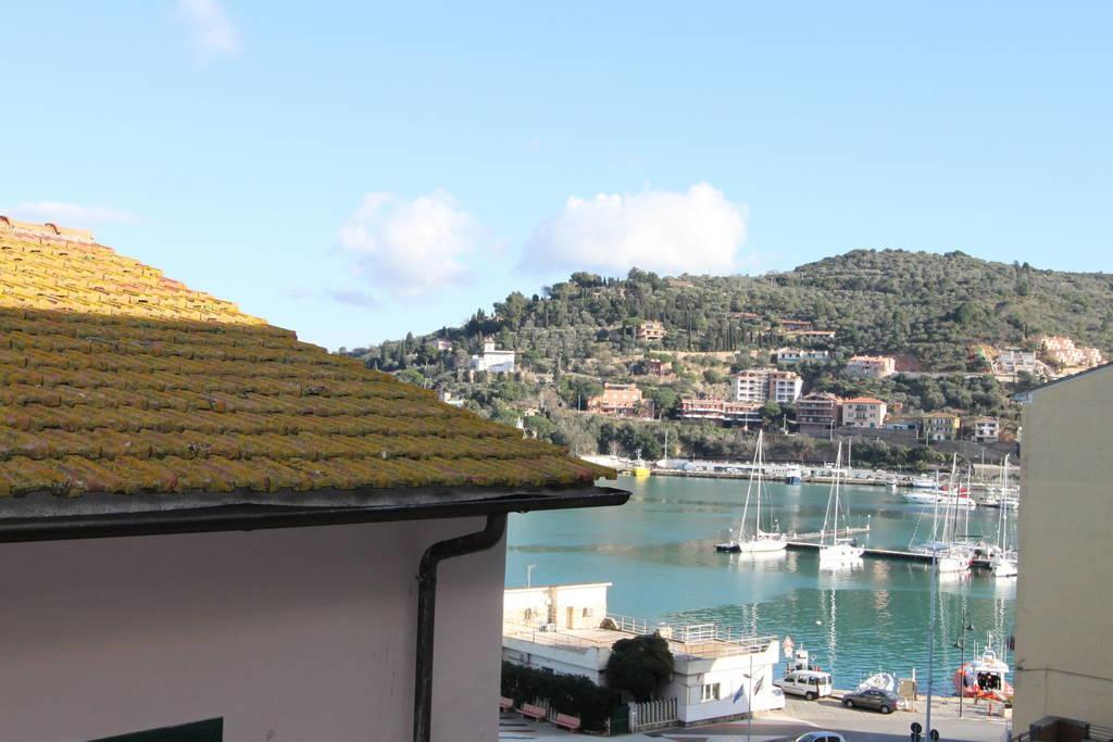 Casa Ilaria Lägenhet Porto Santo Stefano  Exteriör bild